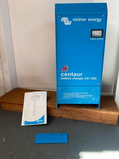 Werkende Victron acculader 24 volt 100 ampere, Watersport en Boten, Navigatiemiddelen en Scheepselektronica, Zo goed als nieuw