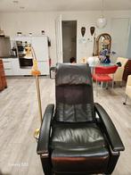Luxe Relaxstoel met Massage - Zwart Leer, Ophalen, 75 tot 100 cm, Zo goed als nieuw, Metaal