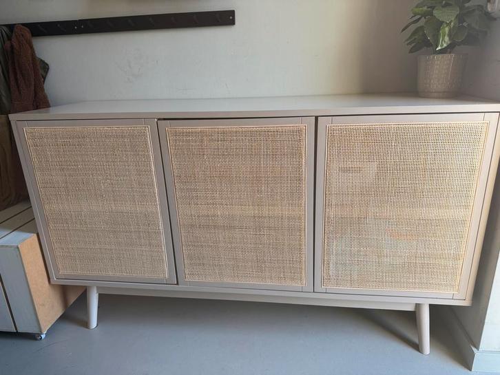 Rotan Dressoir - Beige/Grijs/Taupe - Veel Opbergruimte, Huis en Inrichting, Kasten | Buffetkasten, Zo goed als nieuw, 100 tot 150 cm