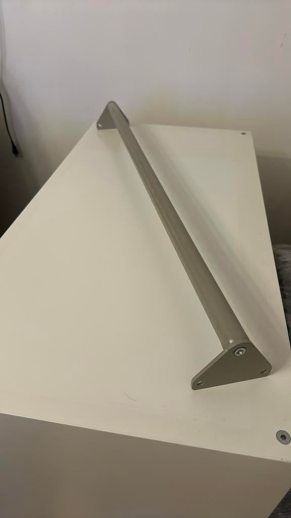Nieuw Ikea hanger 71cm voor in de kast, Huis en Inrichting, Kasten | Kledingkasten, Ophalen, 50 tot 100 cm, Zo goed als nieuw