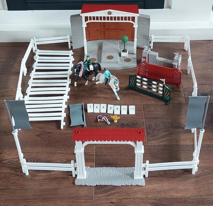 Schleich wedstrijdring te koop., Verzamelen, Dierenverzamelingen, Gebruikt, Beeldje of Figuurtje, Paard, Ophalen of Verzenden