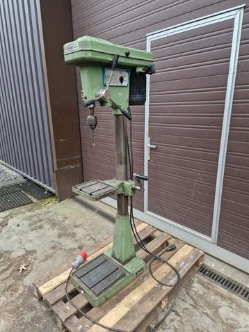 BIMAK 18 CU Kolomboormachine beschikbaar voor biedingen