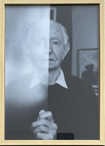 Jan van Anrooy in zijn atelier - Fot Chris van Koevorden beschikbaar voor biedingen