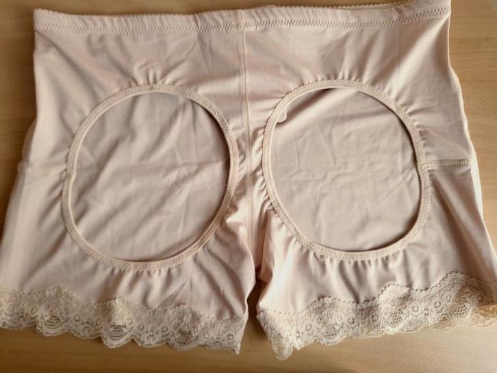 Huidskleur correctie slip met open bil lift - mt 48/50, Kleding | Dames, Ondergoed en Lingerie, Slip, Beige, Ophalen of Verzenden