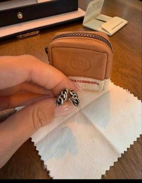 *** Zeer nette Buddha to Buddha Natalie oorknopjes ***, Sieraden, Tassen en Uiterlijk, Oorbellen, Zo goed als nieuw, Zilver, Ophalen of Verzenden