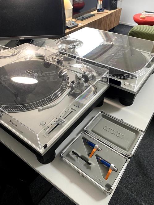 Complete DJ-set: 2x Technics SL-1200 MK7 + Xone:23C, Muziek en Instrumenten, Dj-sets en Draaitafels, Zo goed als nieuw, Dj-set