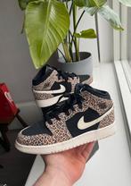 Nike Air Jordan 1 Mid SE Desert Ore Leopard Max, Nike, Ophalen of Verzenden, Zo goed als nieuw, Sneakers of Gympen