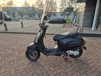 Vespa sprint Nette scooter, Ophalen of Verzenden, Zo goed als nieuw