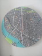glazen Karlsson klok met stadsplattegrond, Ophalen of Verzenden