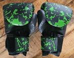 Kind boks handschoenen en scheenbeschermers, Ophalen, Zo goed als nieuw, Bokshandschoenen