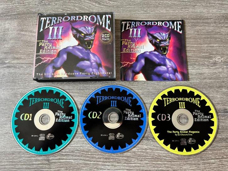 Terrordrome 3 Oldschool Hardcore Thunderdome, Cd's en Dvd's, Cd's | Dance en House, Zo goed als nieuw, Dance Populair, Ophalen of Verzenden