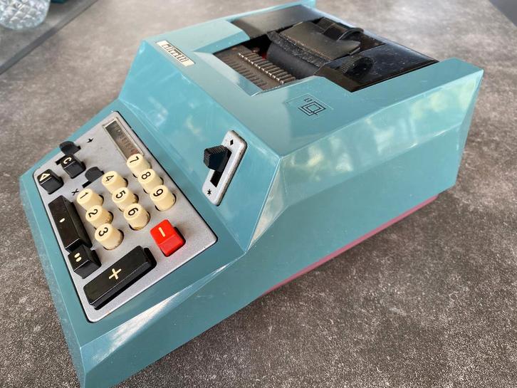 Olivetti Summa Quanta 20 | vintage rekenmachine, Antiek en Kunst, Antiek | Kantoor en Zakelijk, Ophalen