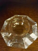 Mooie strakke asbak van kristal, Ophalen of Verzenden, Zo goed als nieuw, Figuurtje