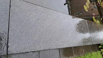 Vijverrand beschikbaar voor biedingen