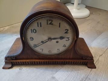 Antieke Mantelklok beschikbaar voor biedingen