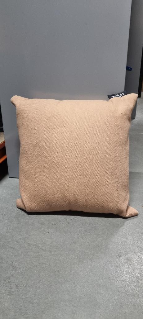 Kussen oranje/bruin Luilak 40 x 40cm, Huis en Inrichting, Woonaccessoires | Kussens, Gebruikt, Bruin, Vierkant, Ophalen of Verzenden