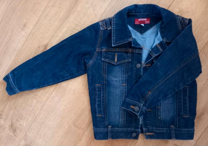 Spijkerjas/spijkerjasje/spijkerjack maat 140 merk Atana kids, Kinderen en Baby's, Kinderkleding | Maat 140, Zo goed als nieuw