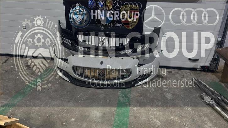 MASERATI QUATTROPORTE VI M156 2016 COMPLETE VOORBUMPER, Auto-onderdelen, Carrosserie en Plaatwerk, Bumper, Voor, Gebruikt, Ophalen of Verzenden