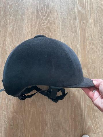 Paardrijcap beschikbaar voor biedingen