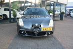 Alfa Romeo Giulietta 2.0 JTDm Distinctive Clima|Cruise|Trekh, Auto's, Te koop, Zilver of Grijs, Geïmporteerd, Hatchback