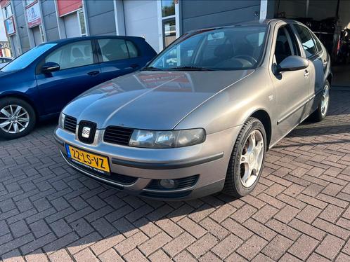 Seat Leon 1.6 16V 77KW 2003 Grijs, Auto's, Seat, Bedrijf, Leon, Benzine, C, Hatchback, Handgeschakeld, Origineel Nederlands, Zilver of Grijs