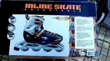 Wegens Verhuizing Te Koop. Nieuwe Inline skate twee dozen va beschikbaar voor biedingen