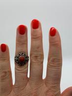 X375 Prachtige zilveren ring bloedkoraal maat 16,5, Sieraden, Tassen en Uiterlijk, Antieke sieraden, Ophalen of Verzenden, Zilver