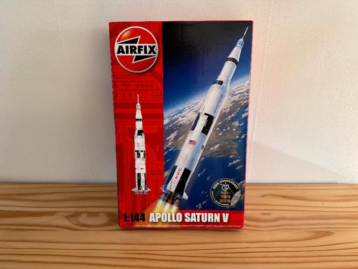 Airfix Saturnus V 1:144 bouwdoos | Nieuw in doos, Hobby en Vrije tijd, Modelbouw | Vliegtuigen en Helikopters, Nieuw, Vliegtuig