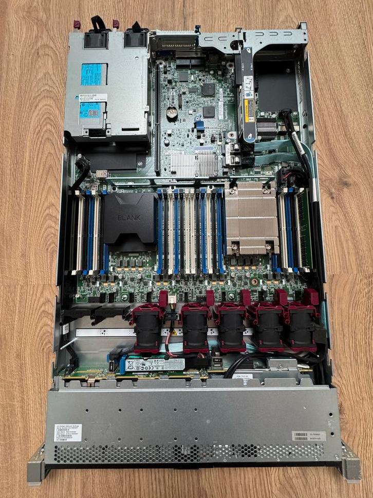 HPE ProLiant DL360 Gen9 1x Xeon E5-2620 16GB RAM 2x PSU iLO, Computers en Software, Servers, Gebruikt, 2 tot 3 Ghz, 16 GB, Hot swappable onderdelen