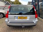 Volvo V70 2.4 Kinetic 170PK Youngtimer, Auto's, Voorwielaandrijving, Zwart, Leder en Stof, 1470 kg