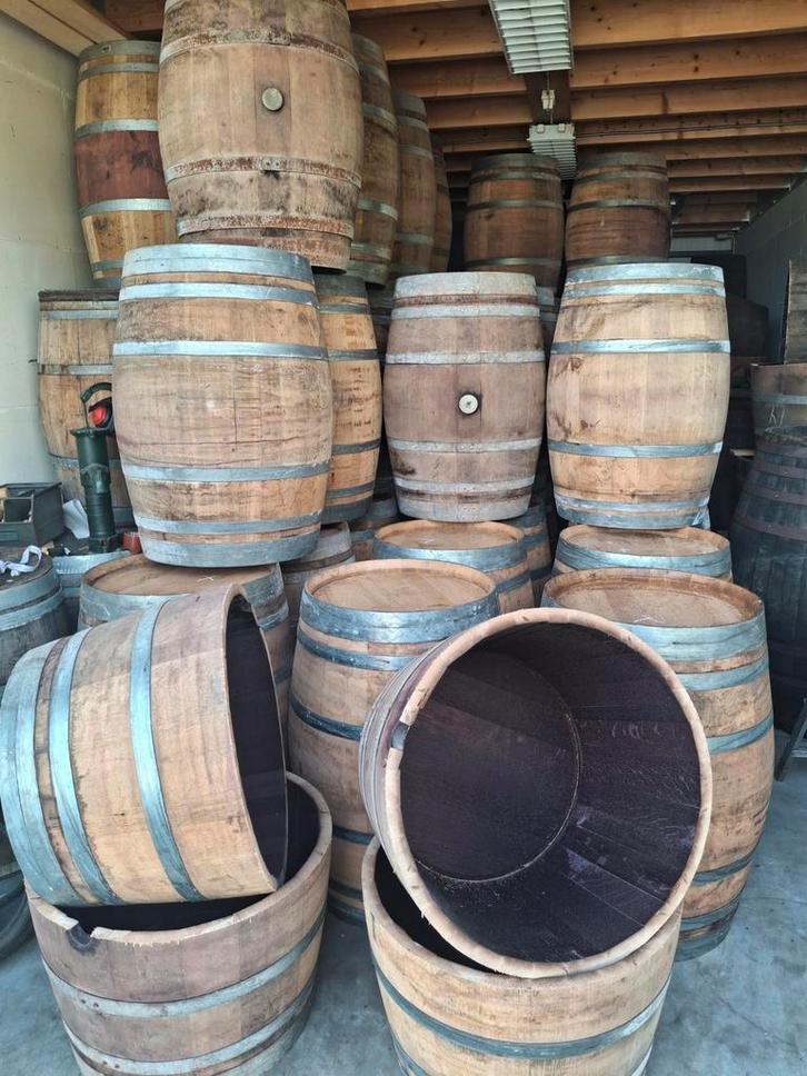 Eiken wijnvat regenton bloembak gietijzeren pomp, Tuin en Terras, Bloembakken en Plantenbakken, Zo goed als nieuw, Hout, Balkon