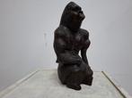 mooie handgemaakt beeld van gorilla, Ophalen of Verzenden, Zo goed als nieuw, Mens