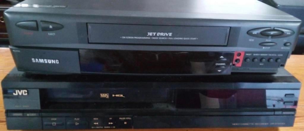 JVC HR-D320EK and Samsung Jet Drive Video Recorders, Audio, Tv en Foto, Videospelers, Ophalen of Verzenden, Nieuw