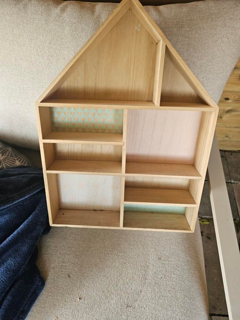 Letterbak huisje met pastel kleuren en hout, Huis en Inrichting, Ophalen
