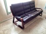 Vintage Bankstel-Leren Zittings-met houten onderstel-ZGAN., Huis en Inrichting, Ophalen, Overige maten, Minder dan 75 cm, Zo goed als nieuw