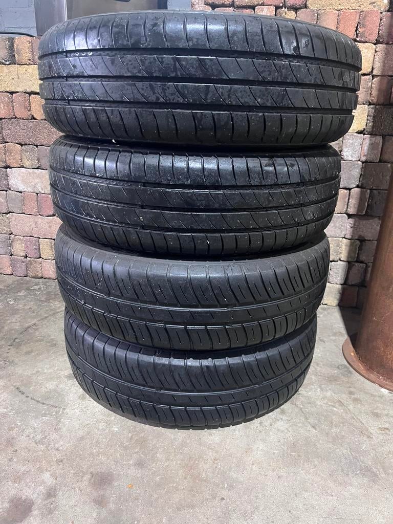 Set zomerbanden voor toyota aygo/citroen C1 of Peugeot 107, Ophalen, 14 inch, Gebruikt, 155 mm