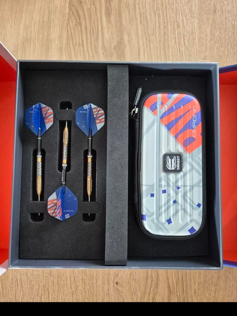 Target Chrono Swiss Point 95% Raymond van Barneveld 21g, Ophalen, Nieuw, Pijlen