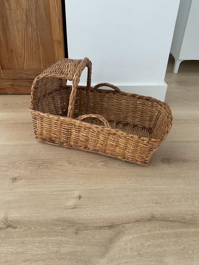 Vintage rieten poppenmand, Ophalen of Verzenden, Gebruikt, Overige typen