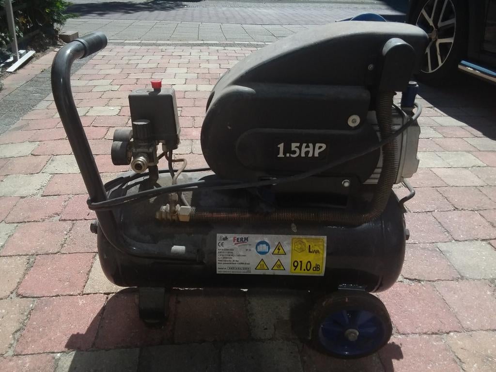 Ferm compressor, Doe-het-zelf en Verbouw, Compressors, Ophalen, Gebruikt, 6 tot 10 bar, Minder dan 200 liter/min