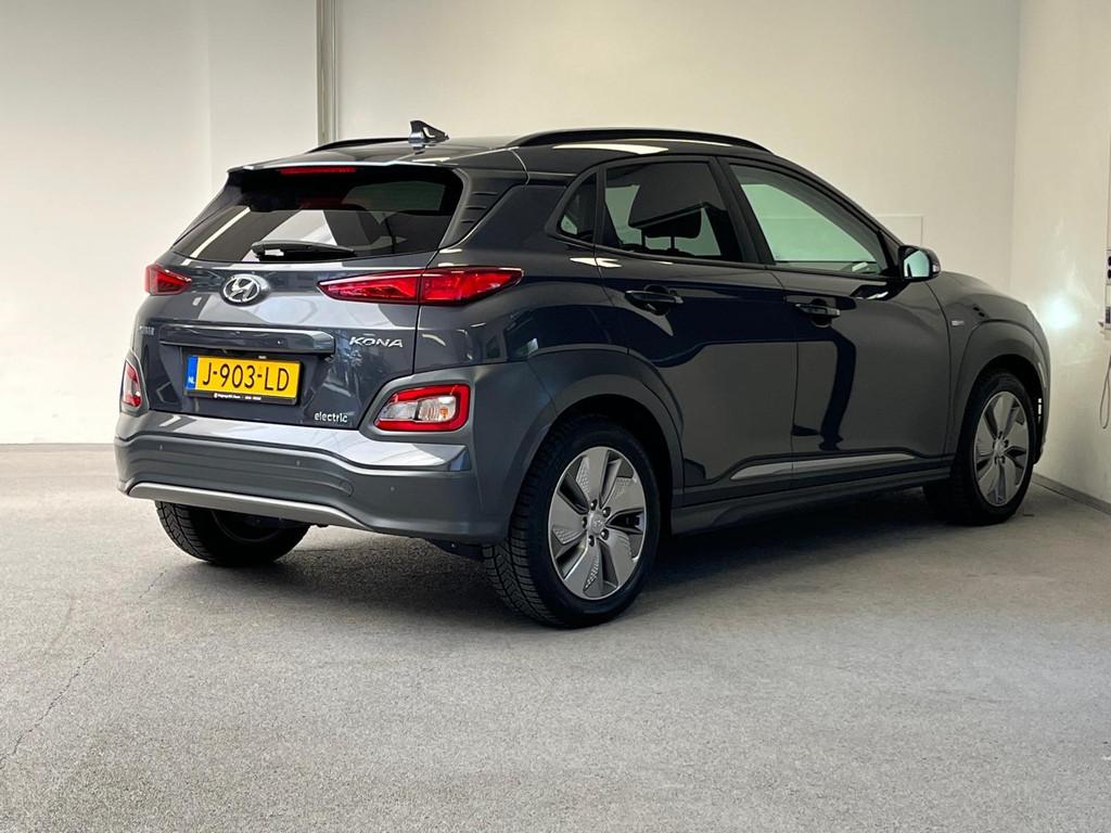 Hyundai Kona EV Premium 64 kWh | SCHUIFDAK | STOELKOELING |, Gebruikt, Huisgarantie, Met garantie (alle), Origineel Nederlands