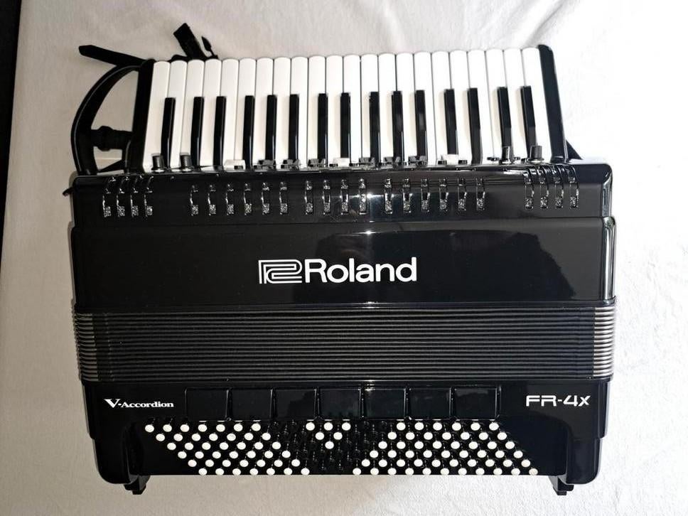Roland FR-4X-BK V-Accordeon zwart met garantie, Muziek en Instrumenten, Accordeons, Ophalen of Verzenden, Zo goed als nieuw, 120-bas