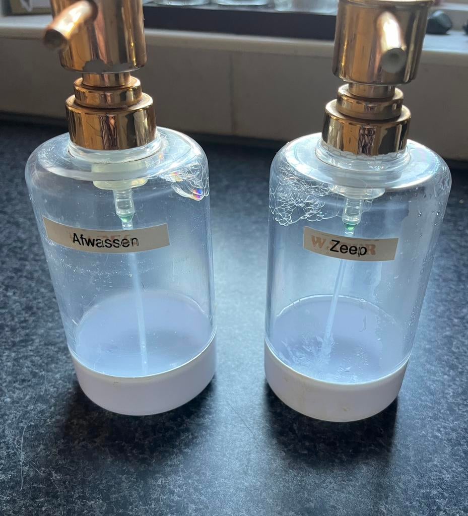 Zeepdispenser, Ophalen, Gebruikt, Kunststof