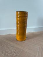 Mooie okerkleurige vaas, Ophalen, Geel, Aardewerk of Porselein, Nieuw