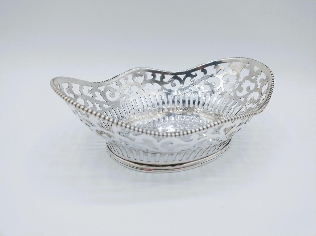 Zilveren bonbonmandje, ca. 1930, Antiek en Kunst, Verzenden, Zilver