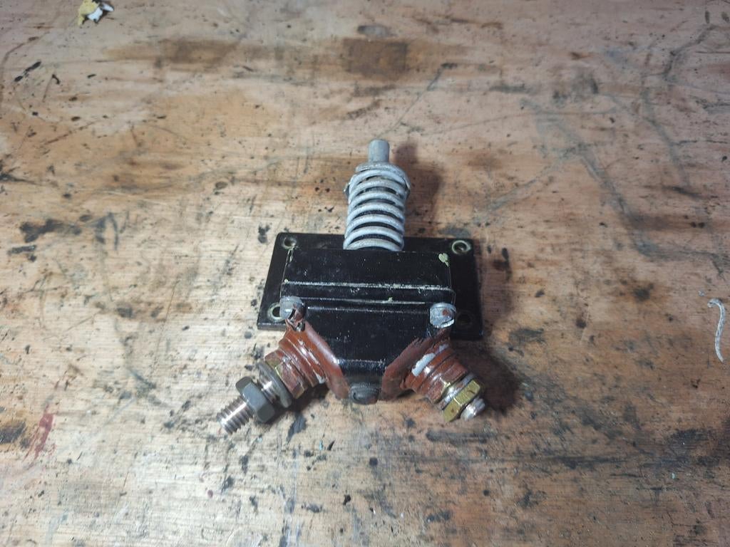 Nekaf Starter Switch / relais, Verzamelen, Militaria | Algemeen, Ophalen of Verzenden, Landmacht, Nederland