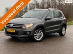 Volkswagen Tiguan 1.4 TSI Highline 5DRS NAVI CAMERA AIRCO NA, Auto's, Voorwielaandrijving, Gebruikt, Zwart, 4 cilinders