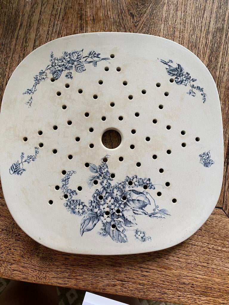 Petrus Regout -Meibloem- Treef- Uitlekbord-Meat drainer, Ophalen of Verzenden