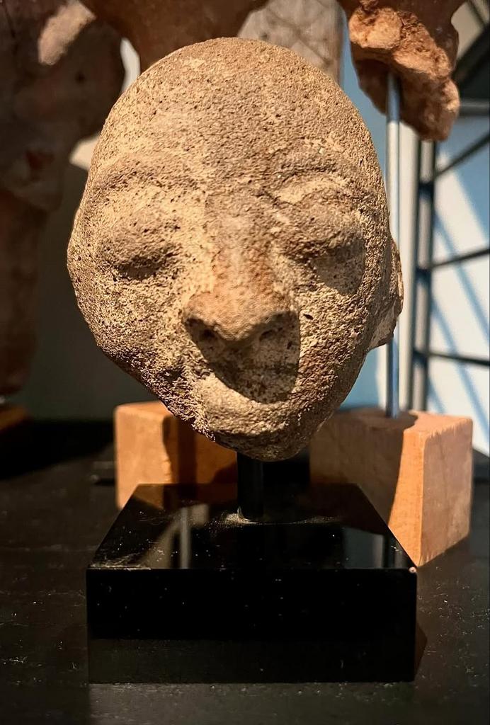 Akan Stenen Hoofd van Gestorven Leider - Ghana 17e-18e Eeuw, Antiek en Kunst, Kunst | Beelden en Houtsnijwerken, Ophalen of Verzenden