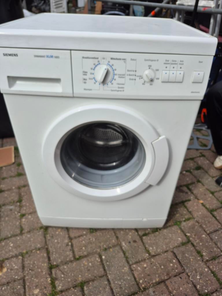 Siemens wasmachine 1-6 kg, 1200 tot 1600 toeren, Gebruikt, Minder dan 85 cm, 4 tot 6 kg