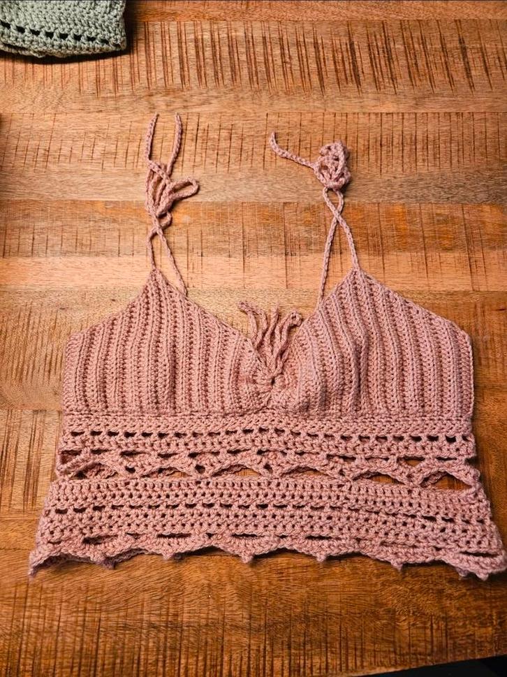 Gehaakte Top - Handgemaakt, Kleding | Dames, Tops, Zo goed als nieuw, Maat 38/40 (M), Roze, Zonder mouw, Ophalen of Verzenden